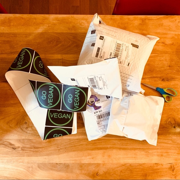 Meet your Posher, Kelly - Picture 3 of 8